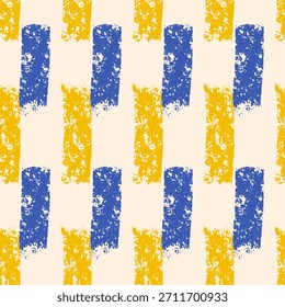 Pequeno traço crayon pastel linhas padrão sem emenda. Design de padrão de superfície azul geométrico, motivo feito à mão amarelo. Mão desenhado mini listras textura. Ilustração de plano de fundo de repetição de vetor.