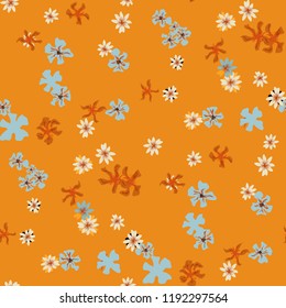 Small Floral Seamless Texture with Gentle Wild Flowers. Feminine Rapport for Linen, Textile, Fabric in Trendy Country Style. Colorful Seamless Pattern with Tiny Flowers. Vector Background