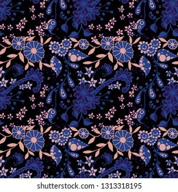 Small Flowers. Seamless Pattern in Country Style. Autumn Floral Texture with Hand Drawn Doodle Blossoms, Leaves and Buds. Small Natural Rapport for Dress, Print, Cotton. Vector Zentangle.