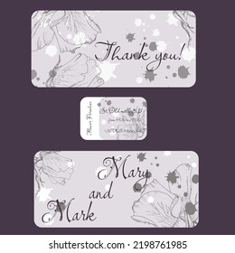 Pequeño conjunto de plantillas de volante y tarjetas de visita con diseño floral. Dibujo vectorial de rosebudos y manchas tímidas sobre un fondo lila.