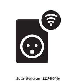 smart Plug icon. Trendy smart Plug logo concept on white background from smarthome collection. Suitable for use on web apps, mobile apps and print media.
