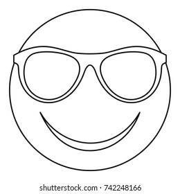 Smile icon. Vector thin line illustration of smile icon isolated on white background