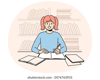 Niña inteligente sonriente se sienta en el escritorio en la escritura casera en el libro de ejercicios que se prepara para la escuela. Colegiala feliz hacer la tarea en la mesa. Estudiar y aprender. Ilustración vectorial.