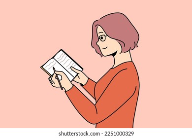 Una joven sonriente con anteojos toma notas en un cuaderno. Feliz escritura femenina en el bloc de notas, haz plan o lista. Ilustración vectorial. 