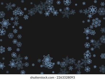 Frontera de copas de nieve para Navidad y celebración de Año Nuevo. Borde de copos de nieve de vacaciones sobre fondo negro con chispas. Para banners, cupones de regalo, vales, anuncios, fiestas. Nieve helada horizontal.