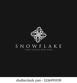 Snowflake logo template vector. Snowflake icon vector