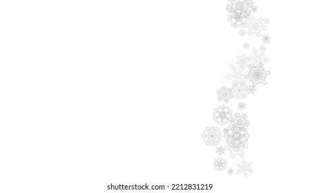 Copos de nieve cayendo sobre fondo blanco. Navidad horizontal y Feliz Año Nuevo. Copos de nieve con caída de plata para banner, tarjeta de regalo, invitación para fiestas, acompañamiento de socios y ofertas de negocios especiales
