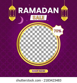 Plantilla de medios sociales, vector de plantilla de ventas de Ramadan Eid Mubarak