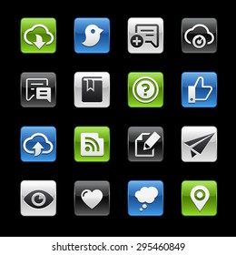 Social Sharing and Communications Glossy Buttons // Gelbox Series