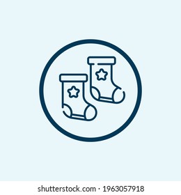 icono de calcetines aislado en fondo blanco de la colección de accesorios. icono de calcetines línea delgada contorno de calcetines lineales para logotipo, web, app,
