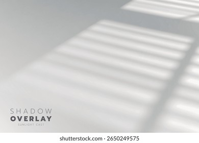 A luz solar matinal suave filtra através das persianas das janelas, lançando calmo, sombras mínimas em uma parede branca, evocando um momento tranquilo de simplicidade.
