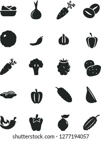 Solid Black Vector Icon Set - slices of onion vector, lettuce in a plate, cabbage, cucumber, chili, peper, garlic, carrot, coffee beans, quince, blackberry, Bell pepper, ripe, red, potato, broccoli