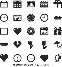 Solid vector icon set - pie flat vector, flower, tulip, calendar, clock, present, heart, sea beach fector, chaise lounge, globe