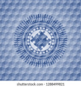 solution icon inside blue polygonal emblem.