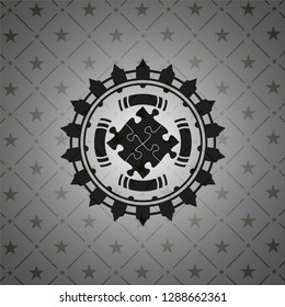 solution icon inside dark badge