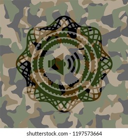 sound icon on camo pattern