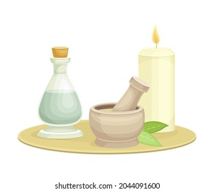 Balneario y Aromaterapia con Velas Ardientes, Aceite Esencial en Jar Corkeada y Pestle con Composición Vectora Mortero