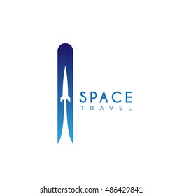 Space travel logo template design. Vector illustration.