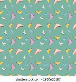 Spaced medium scale roller skate stripe pattern