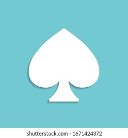 Spades-Symbol im trendigen, flachen Stil