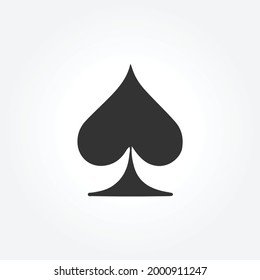 Icono de palo de espadas sobre fondo blanco. Símbolo de cartas de reproducción.