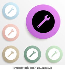 spanner en un conjunto de colores de insignia de círculo. Glifo simple, vector plano de iconos web para ui y ux, sitio web o aplicación móvil