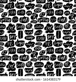 Speech bubble vector seamless pattern with short slang youth words. Vector hand drawn modern brush pen calligraphy. Like, xoxo, fun, hello, WOW, LOL, Ok, hi, hello, oops, enjoy, okay, cool. 