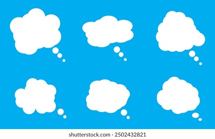 Burbujas de discurso en estilo minimalista doodle. Conjunto de cuadros de texto de la nube. Colección de cuadro de comentario de texto azul dibujado a mano.