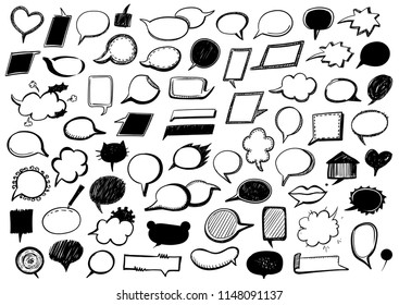 Burbujas de voz dibujadas a mano ilustración de doodle