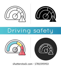 Icono límite de velocidad. Regla de conducción segura, ley de tráfico. Color lineal negro y RGB. Prevención de accidentes, precaución de seguridad. Aviso de velocidad excesiva. Ilustraciones vectoriales aisladas del velocímetro del automóvil