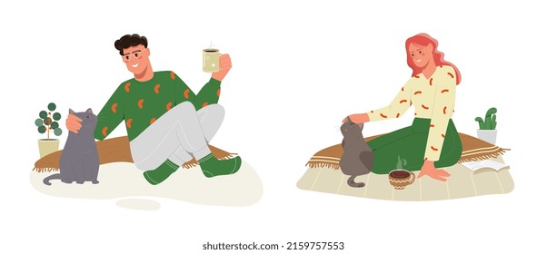 Pasando tiempo en casa. Conjunto de hombres y mujeres lindos sentados en una cálida y acogedora manta, gatos acariciados y té caliente. Relajación en el apartamento. Colección vectorial plana de dibujos animados aislada en fondo blanco