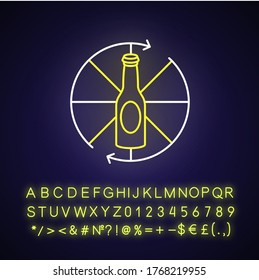 Icono de luz de neón de botella giratoria. Efecto luminoso exterior. Juego de fiesta, signo de actividad de la empresa amistosa con alfabeto, números y símbolos. Ilustración de color RGB aislada del vector de botella giratorio