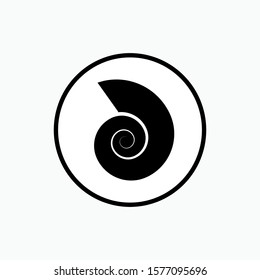 Spiral Shell Icon. Conch Shell Illustration As A Simple Vector Sign & Trendy Symbol for Design, Websites, Presentation or Application. 