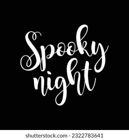 Espeluznantes letras nocturnas para la invitación y celebración de la fiesta de halloween. Texto caligráfico dibujado a mano con murciélagos y fantasmas aislados en fondo blanco para tarjetas, afiches, camisas e impresos.