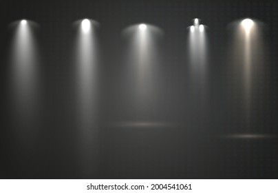 Los focos se aíslan sobre un fondo transparente. Efecto luminoso vectorial con rayos dorados y bengalas de lente.	