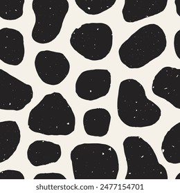 Spotted Animal fur skin texture Black and White Seamless Pattern. Hand drawn abstract monochrome background with geometric shapes. Repeat vector illustration with shabby effect