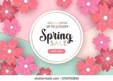 Banner vectorial de venta de primavera con letras, flores de cerezo y nubes aisladas en fondo rosa. Diseño floral para publicidad, promoción, volante, invitación, tarjeta, afiche, sitio web