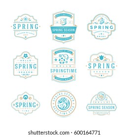 Juego de diseño de distintivos tipográficos de primavera. Logotipos vectoriales vectoriales materiales para tarjetas de saludo de muelle.