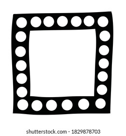 Quadratzer schwarzer Rahmen, handgezeichnet mit weißen Polka-Punkten. Schwarz-Weiß-Design für die Dekoration. Einfache, farblose Kopienfläche mit einem Dodach