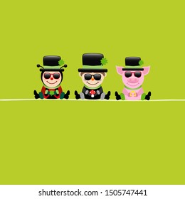 Square Card Ladybug Chimney Sweep And Pig Sunglasses Cylinder Green