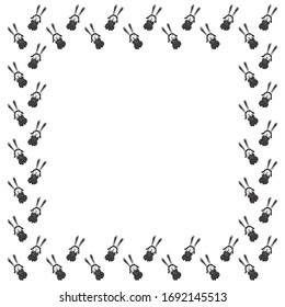 Un marco cuadrado de lindas chicas de liebre dibujadas a mano en puntos polka se viste y traza en un fondo blanco. Borde de encantadores conejitos de Pascua. Plantilla para el texto de los garabatos para niños. Vector.