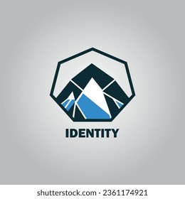 Logo-Konzept für Quadrat-BergIdee