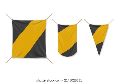 Banner cuadrado de vinilo y colgantes colgados de cuerdas. Modelación vectorial realista de carteles de tela 3d amarillos y negros, plumas textiles aisladas en fondo blanco