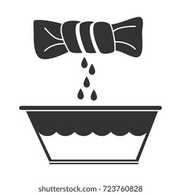 squeeze the clothes icon