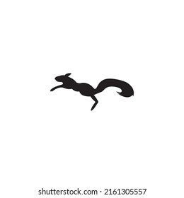 squirrel logo vector icon illustration design