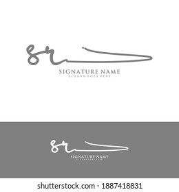 SR Initial letter handwriting and signature logo.