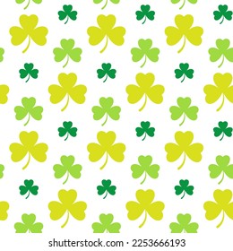 St. Patrick’s Day seamless decorative pattern of clover leaves on isolated background. Hand drawn design for St. Paddy's day celebration, party decoration, wallpaper, scrapbooking, textile, print. 