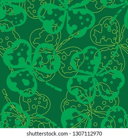 St Patrick day pattern. Seamless pattern of clover leaves and dots. Monochromatic dotted repeat pattern design with line art. Vector drawing of clovers. Green endless background or wallpaper print. 