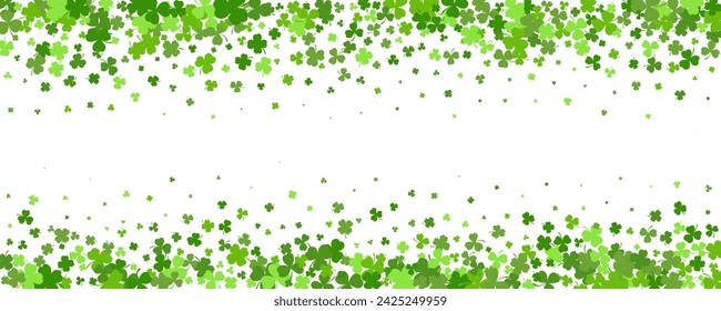 Fondo de trébol de trébol de San Patricio. Borde vectorial con hojas verdes voladoras para carteles, banners y tarjetas de felicitación