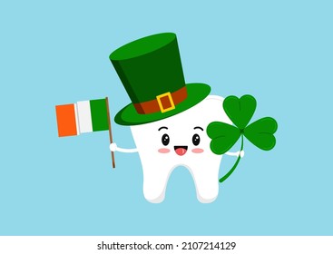 San Patricio con el sombrero leprechaun shamrock y bandera en la mano. Carácter irish dental con tres hojas, sombrero de cilindro verde. Dibujo de diseño plano de la caricatura del dentista celebración vectorial ilustración.